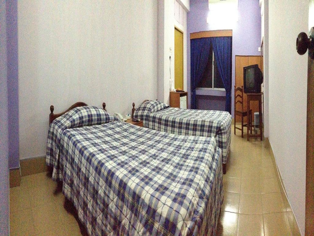 Hotel Naz Garden Bogra Quarto foto